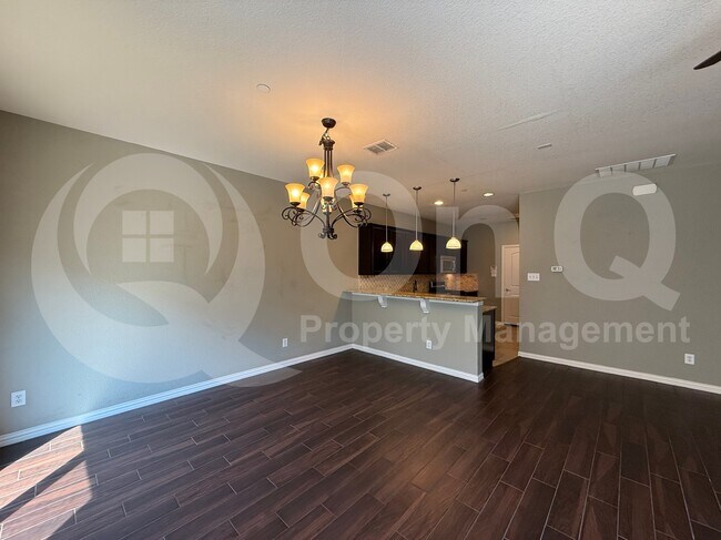 Photo - 392 Dublin St