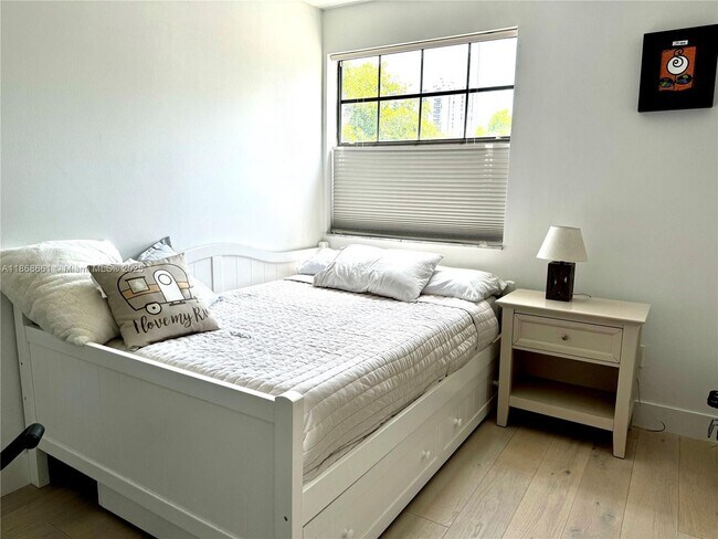 Photo - 3553 Magellan Cir