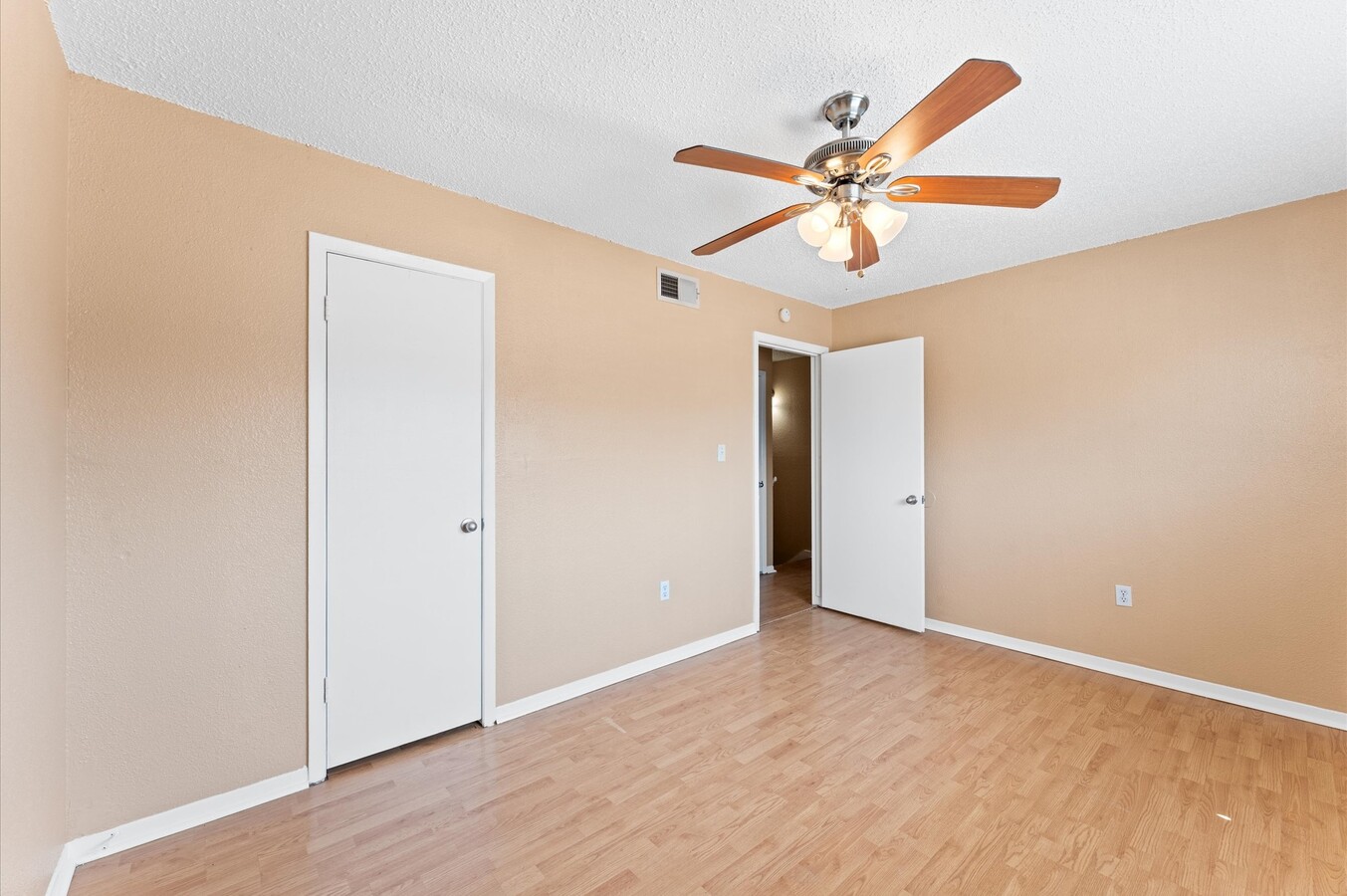 Photo - 1530 Eagle Lake Rd