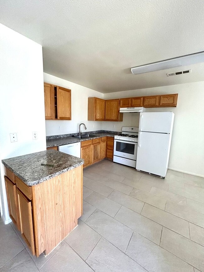 73871 S Slope Dr Unit 73871 South Slope Dr #A