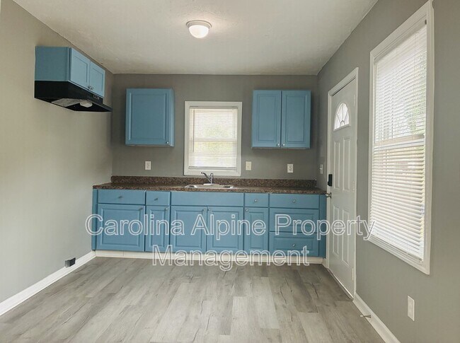 Photo - 1016 W Mauney Ave