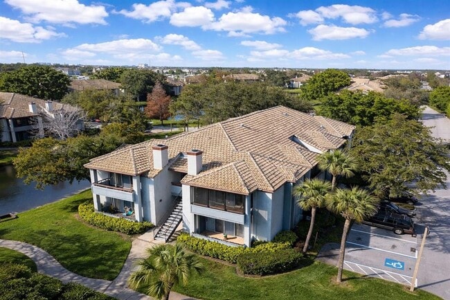 Building Photo - 10263 Gandy Blvd N Unit 414