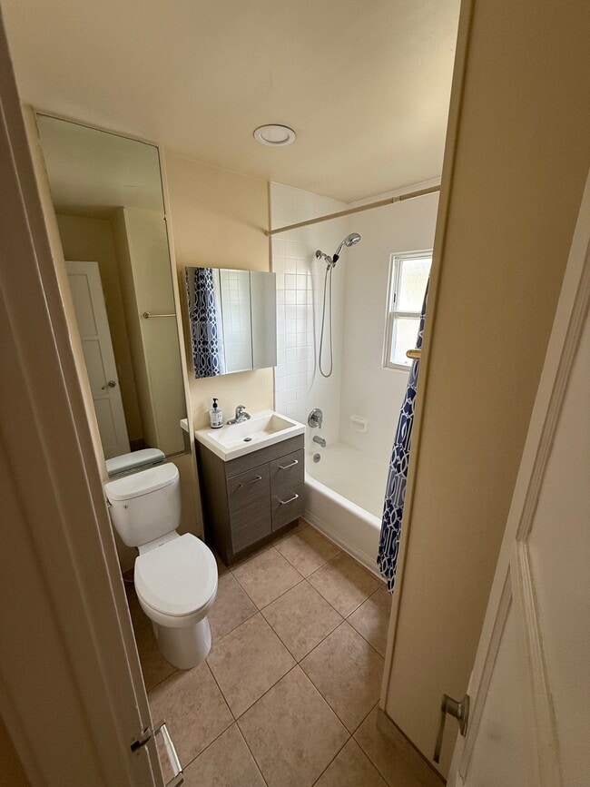 Photo - 1721 N Glenoaks Blvd Unit 1721