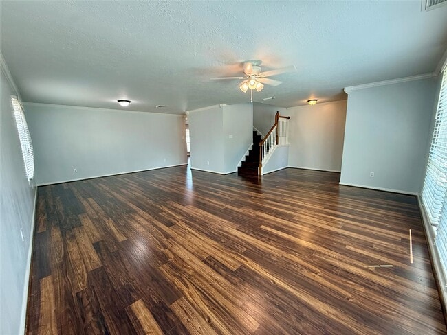 6931 Echo Pines Dr
