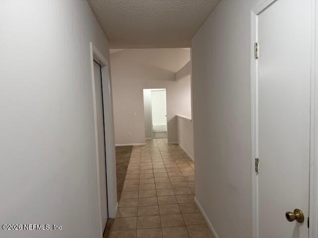 Photo - 1870 Manitoba Ct S