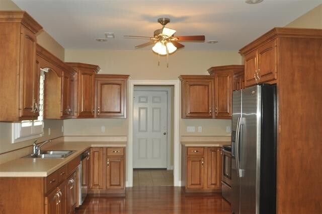 Photo - 440 Cabernet Dr