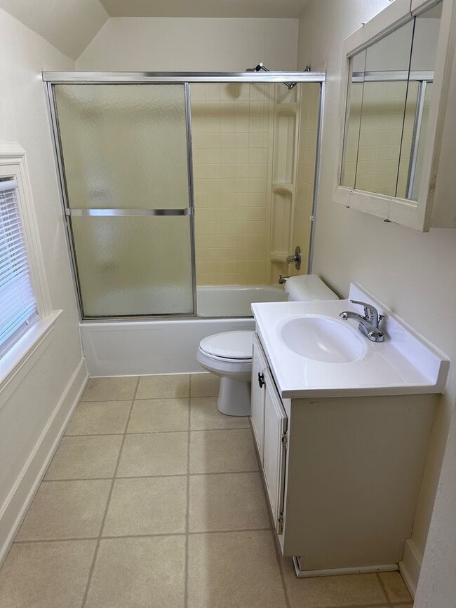 Photo - 504 E Jefferson St Unit 504 1/2