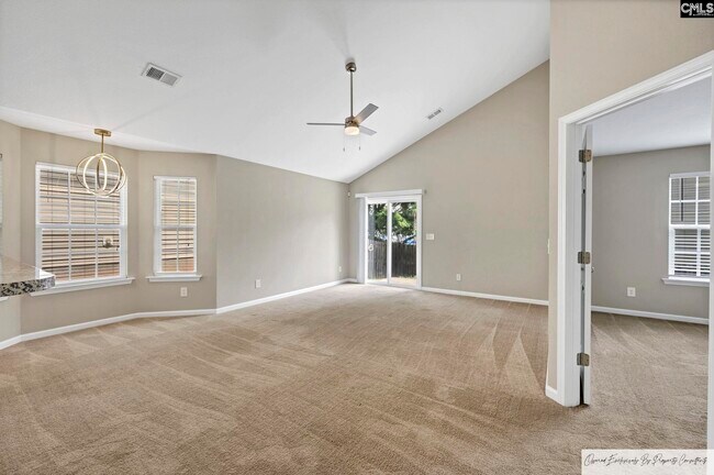 Photo - 152 Springhaven Dr