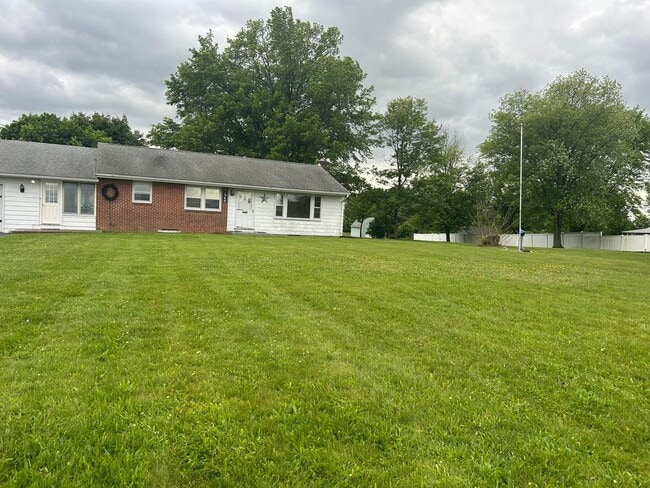 Photo - Lovely Single-Family Home