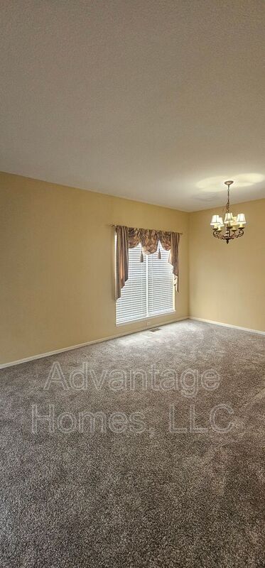 Photo - 809 Midjay Dr