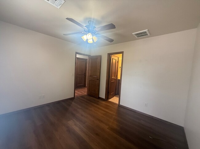 Photo - 118 Sahoma Terrace