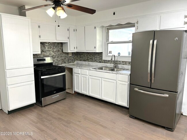 Photo - 1510 7th Ave