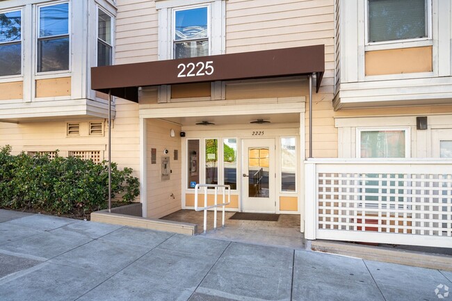 Beautiful 1BRs+1BA Condo with al parking s... - Beautiful 1BRs+1BA Condo with al parking s... Unit 110,