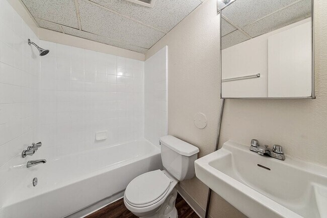Ridgemoor Apartment Homes