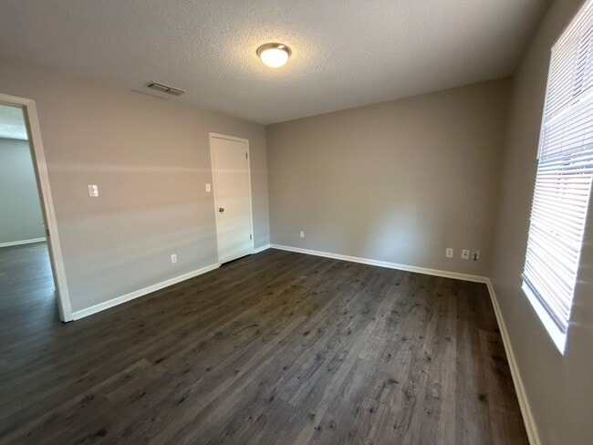 Photo - 30 Sta Les Cv Unit 3