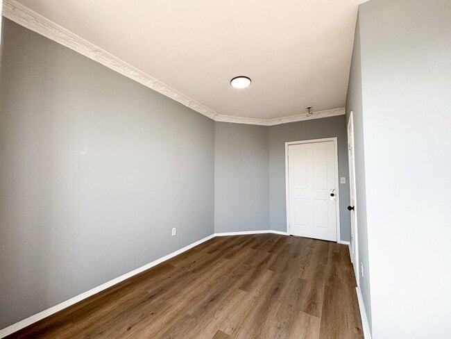 Photo - 478 S 15th St Unit Apt. 3
