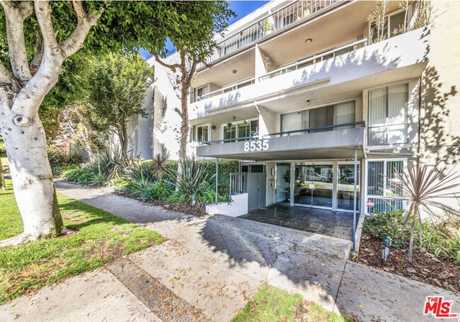 Building Photo - 8535 W Knl Dr Unit 220 Rental