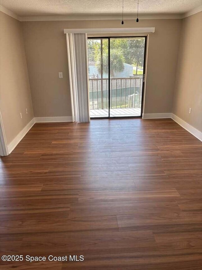 Building Photo - 1720 Murrell Rd Unit 214