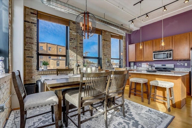 Photo - 1701 NE Madison St Unit 204