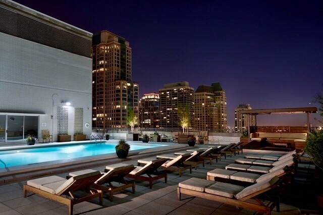 Photo - 777 N Michigan Ave Unit 1609