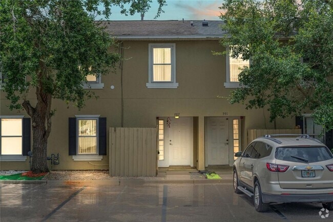 Building Photo - 987 Butterfly Blvd Rental