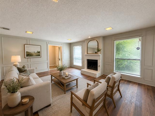 Building Photo - 13220 Fall Manor Dr