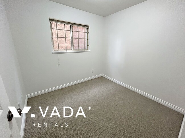 Photo - 1885 E 55th Ave