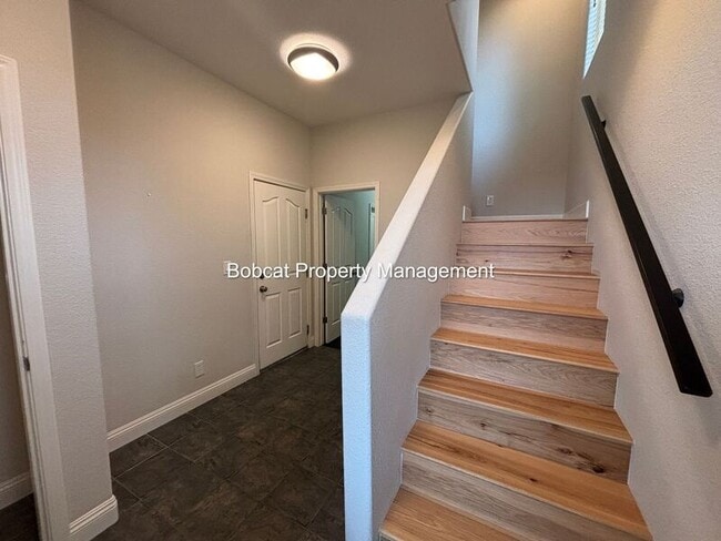 Photo - 1320 Thompson St