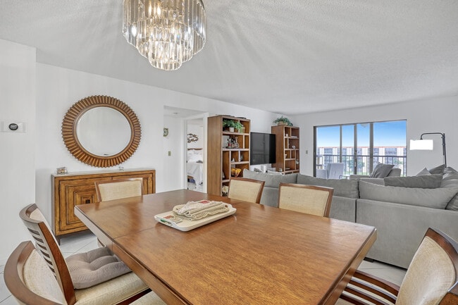Photo - 7290 Kinghurst Dr Unit 806