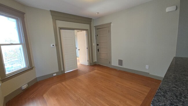 Photo - 47 Dickerman St