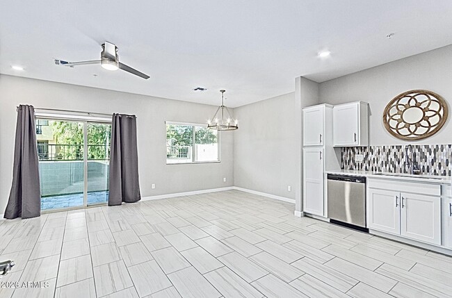 Building Photo - 2134 W Harmont Dr