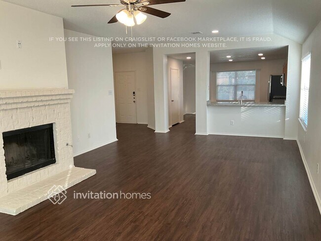 Photo - 2817 Goldfinch Dr