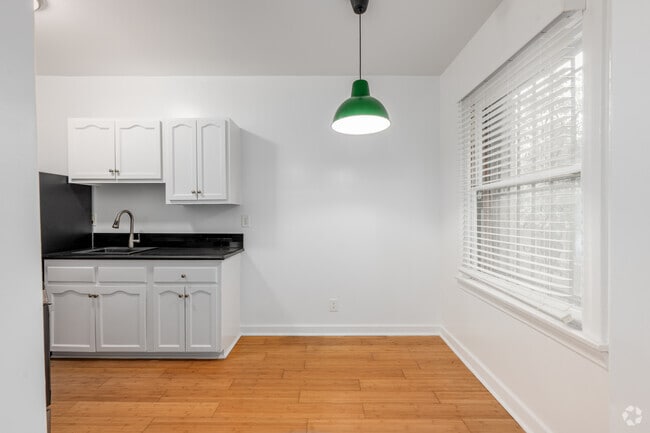 Studio - Dining Room - 1412 N Kingsley Dr