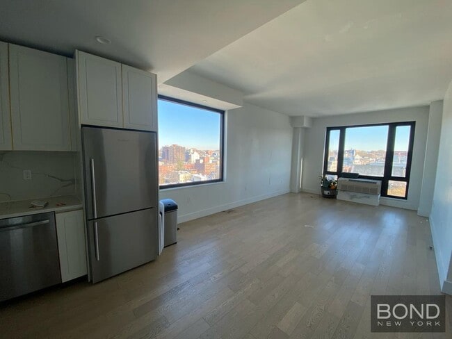 Building Photo - 635 Fourth Avenue Rental