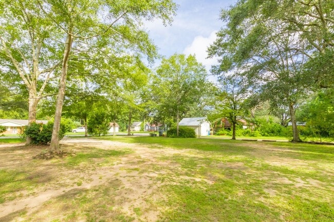 Photo - 222 W Myrtle Ave