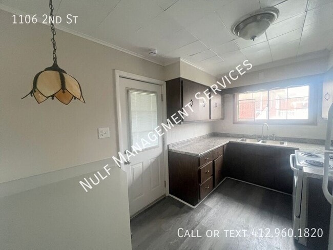 Photo - 1106 2nd St