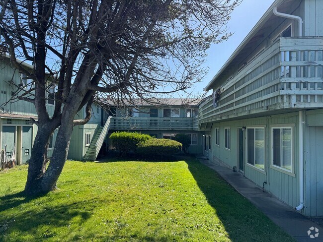 Building Photo - 1903 Albee St Unit #9 Rental