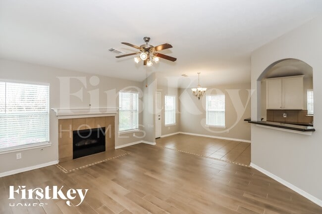 Photo - 2726 Lakecrest Way Dr