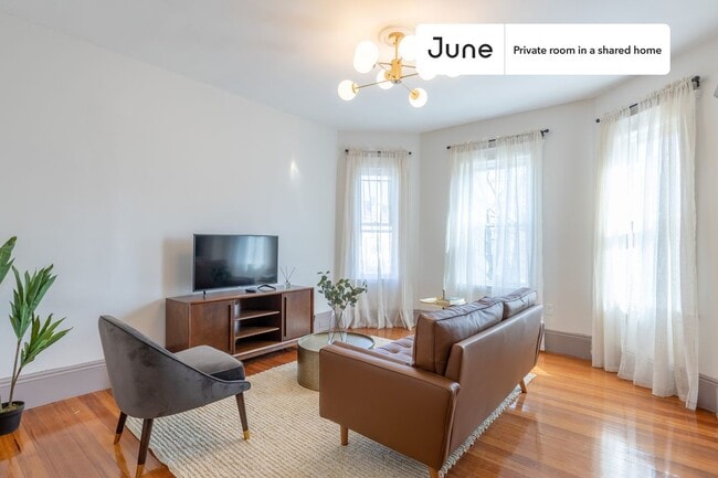 Photo - Room in Shared 3 bed/1 bath home Unit A