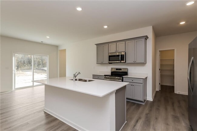 Photo - 308 Trulove Ln