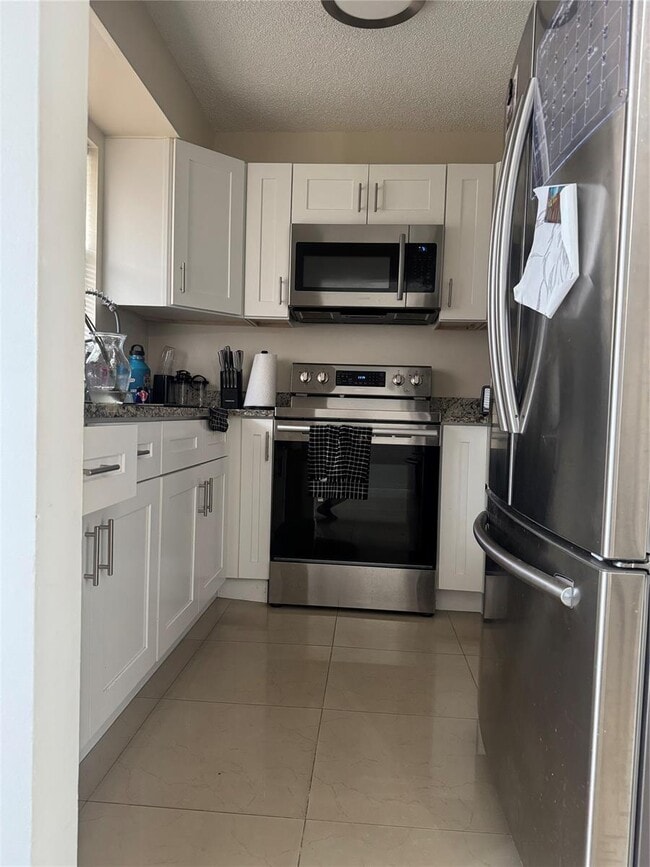 Photo - 6104 Channel Dr