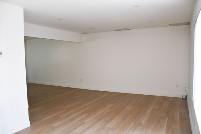 Photo - Valencia (994) Unidad Valencia (994) #104