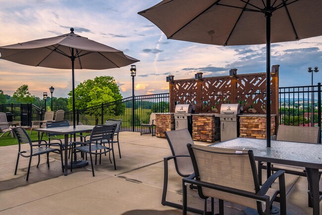 Foxridge Apartment Homes