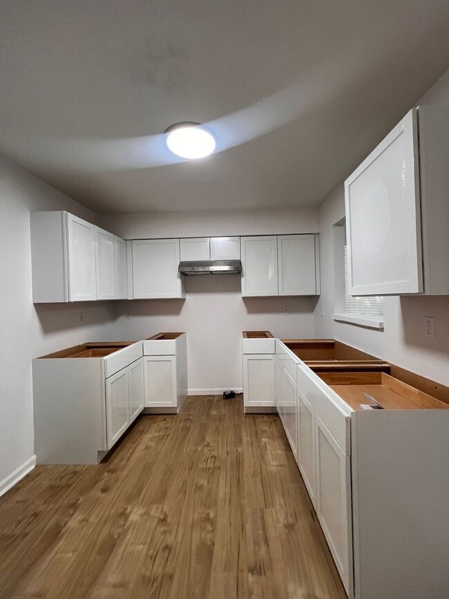 Photo - 1723 W Kentucky St Unit #3