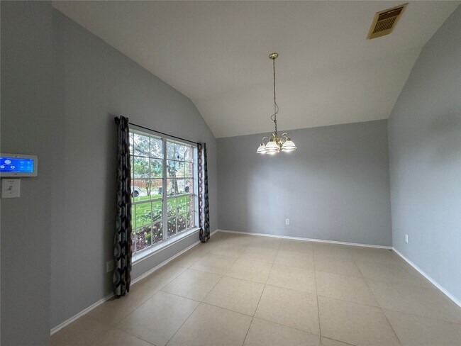 Photo - 9803 Hallmark Ln