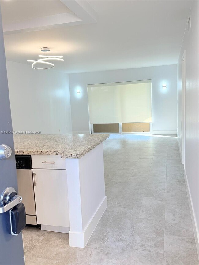 Photo - 7840 Camino Real Unidad P-312