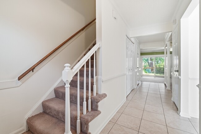 Photo - 5260 Settlers Park Dr