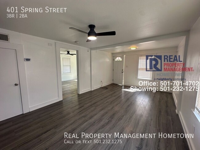 401 Spring St