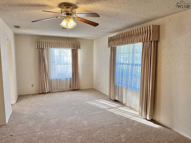 Photo - 1513 Hursh Ave