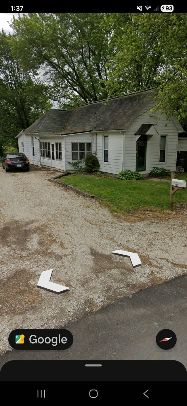 Building Photo - 105 Cedar St